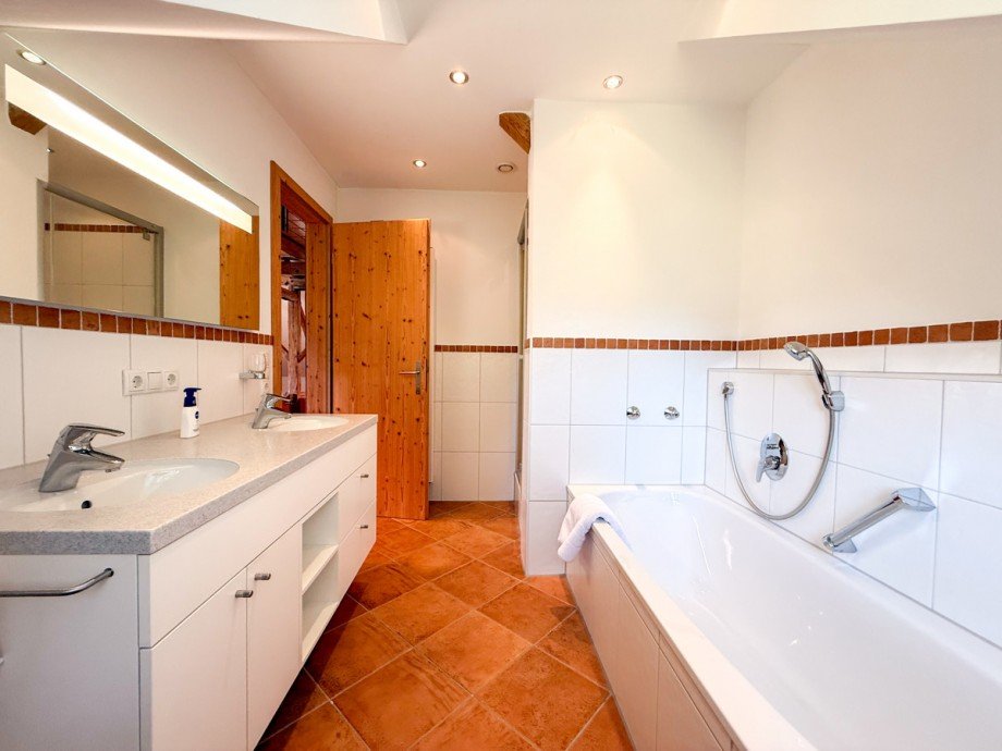 Wohnung 1 Bauernhaus Oberg�nzburg