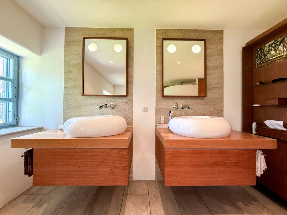 Badezimmer OG Bauernhaus Oberg�nzburg