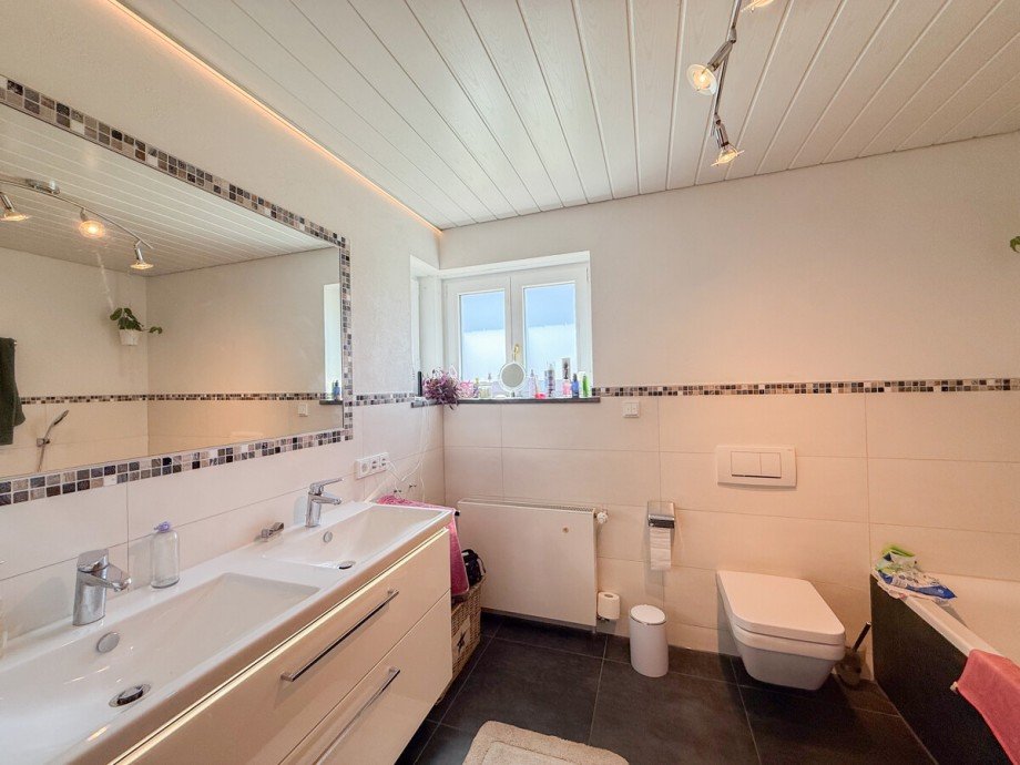 Badezimmer OG Doppelhaush�lfte Oberstaufen / Wiedemannsdorf